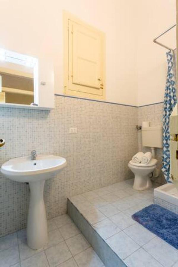 Nowhere Rooms Palermo Luaran gambar